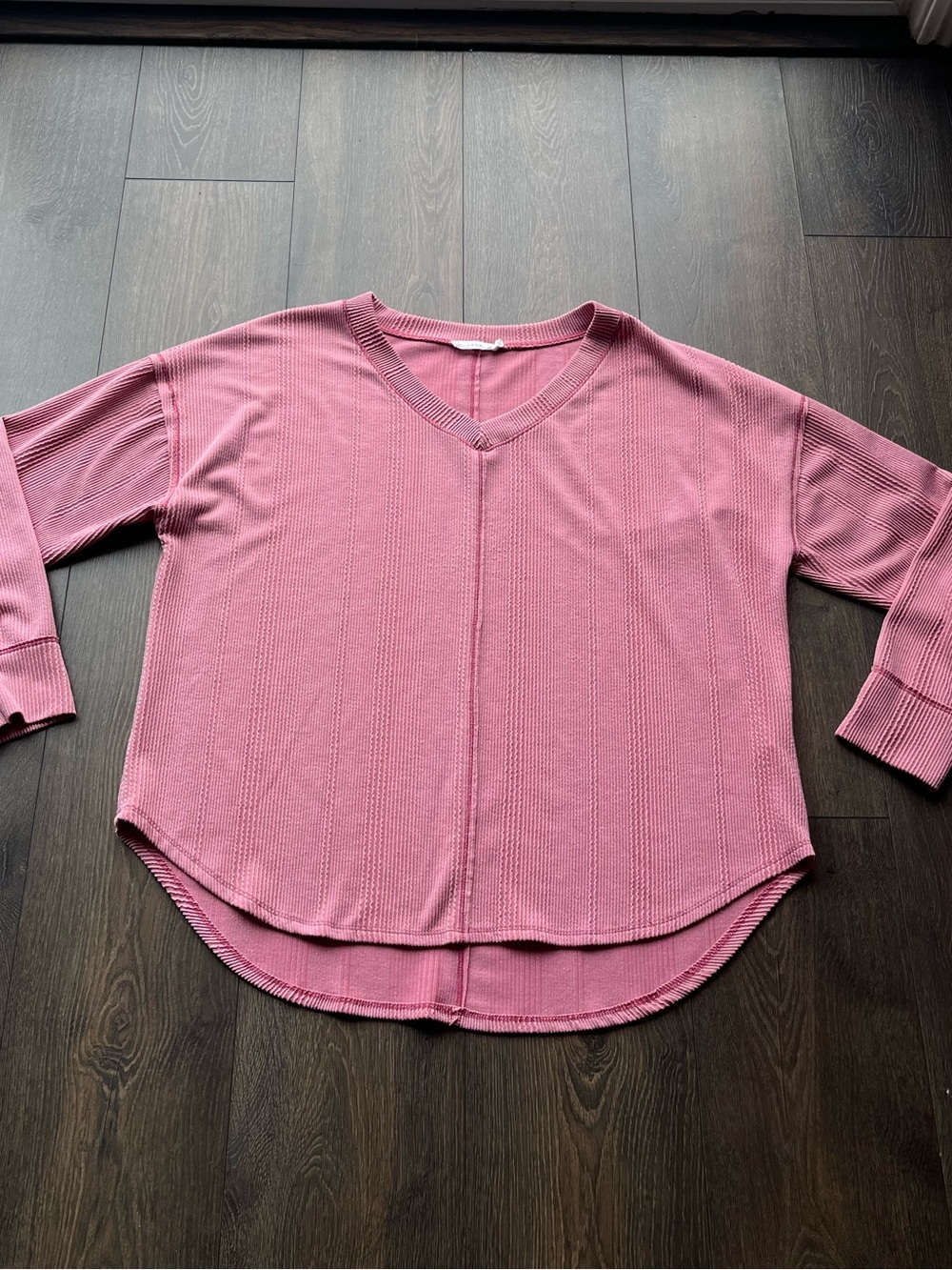 Lush Ribbed V-Neck Sweater - Picture 2 of 11